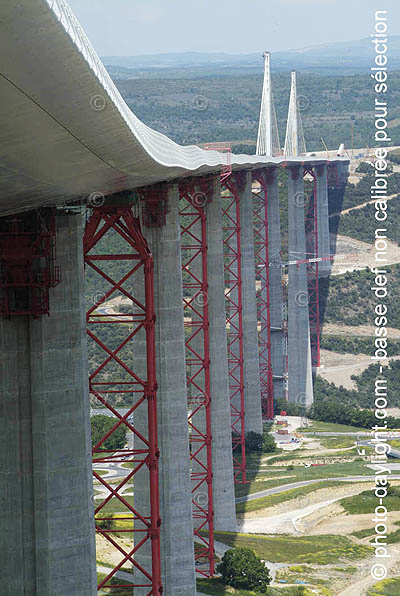 Viaduc de Millau, 2004-05-30